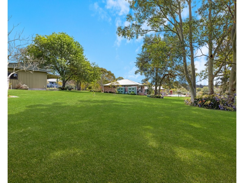 10 Warrambool Road, Wamberal NSW 2260