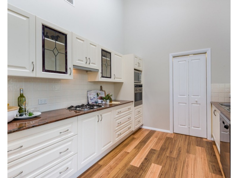 17 Bannister Drive, Erina NSW 2250