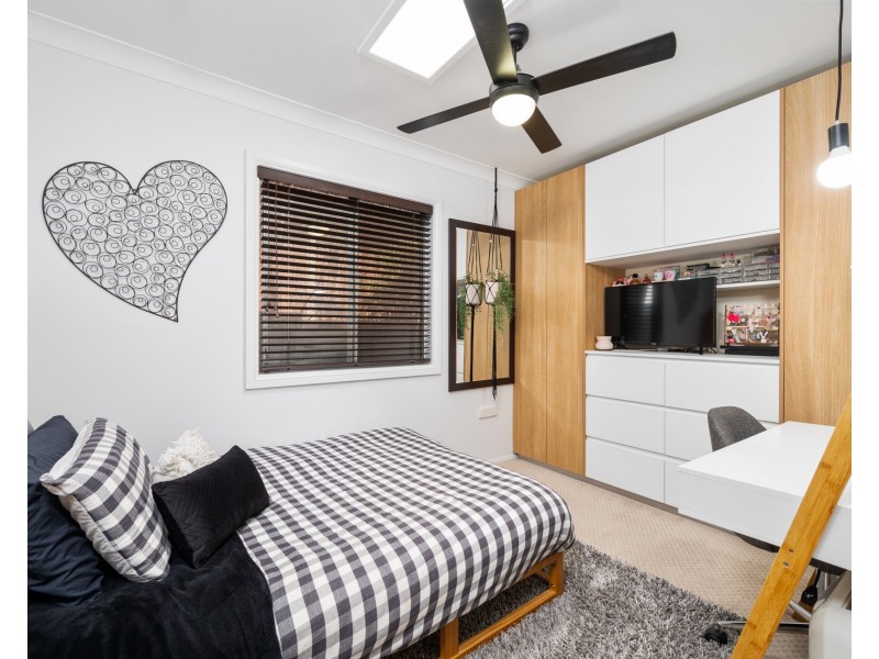 64 Turpentine Street, Wyoming NSW 2250