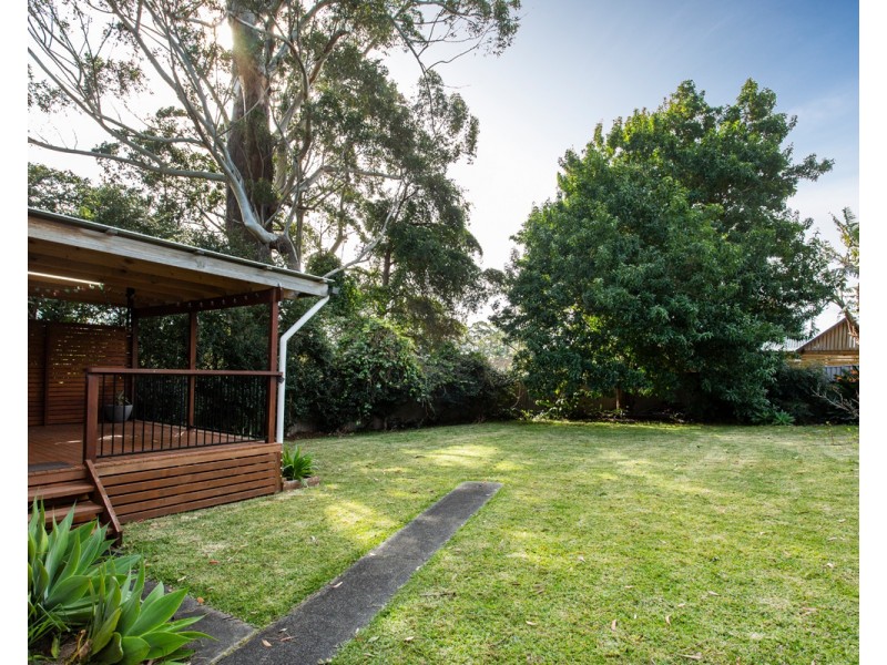 5 Ferndell Way, Berkeley Vale NSW 2261