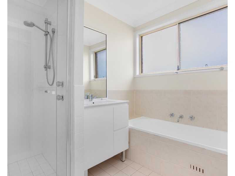 2/70 Springfield Road, Springfield NSW 2250