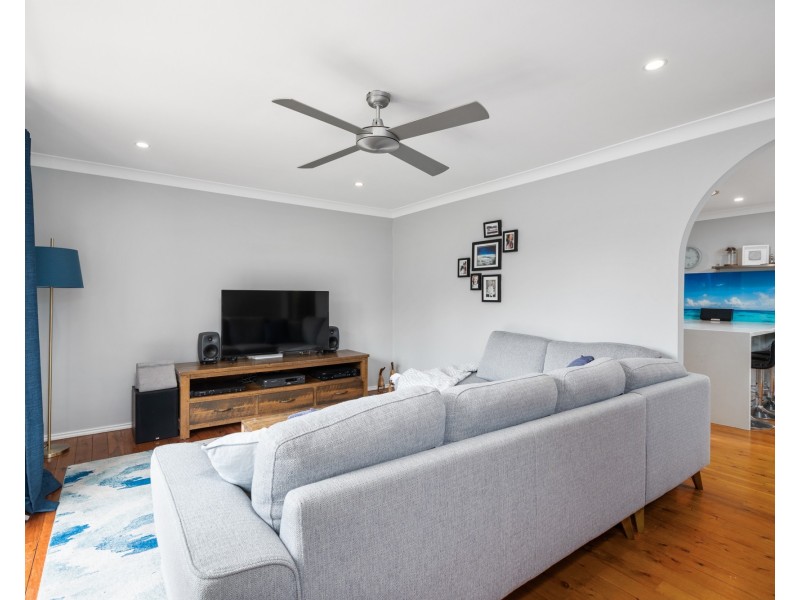 2 Barkala Street, Lisarow NSW 2250