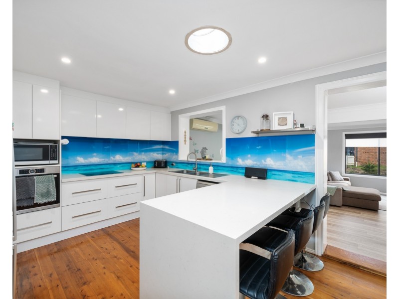 2 Barkala Street, Lisarow NSW 2250