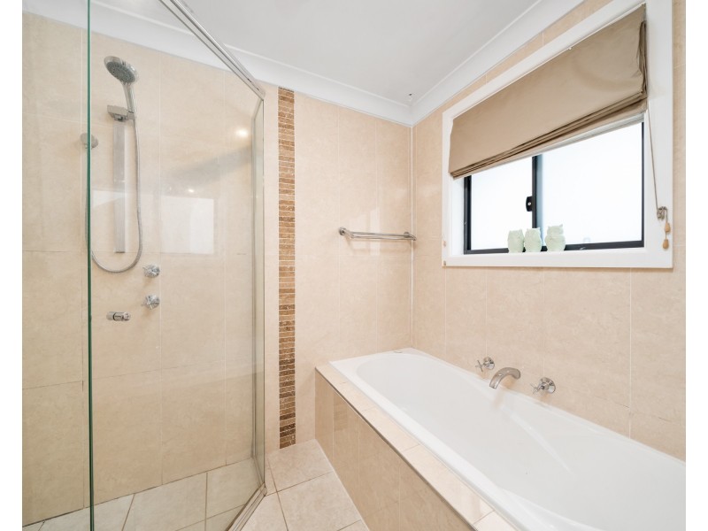 2 Barkala Street, Lisarow NSW 2250