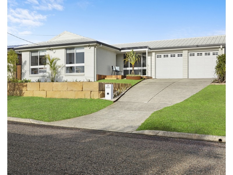 28 Sir Joseph Banks Drive, Bateau Bay NSW 2261