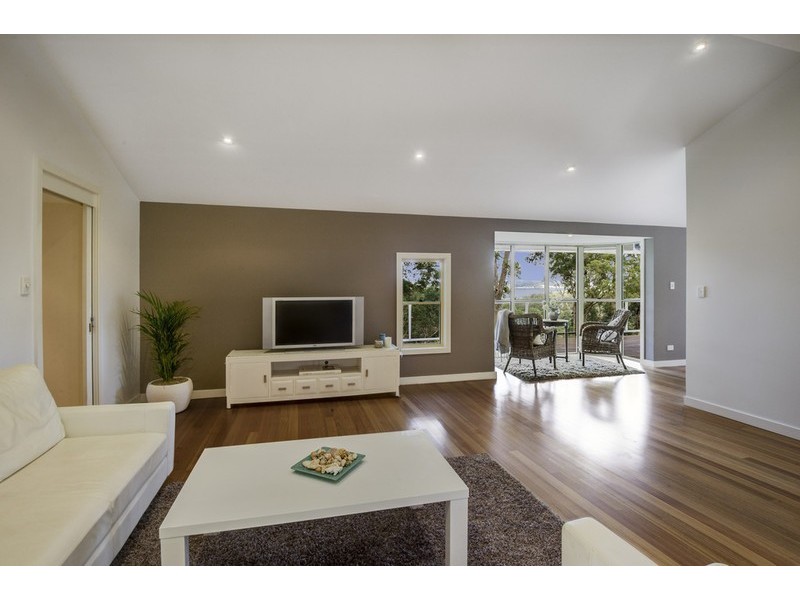 59 Meadow Road, Springfield NSW 2250