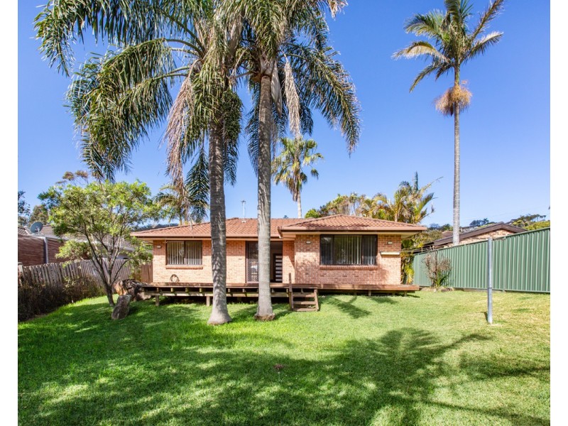 6 Lewis Crescent, Forresters Beach NSW 2260