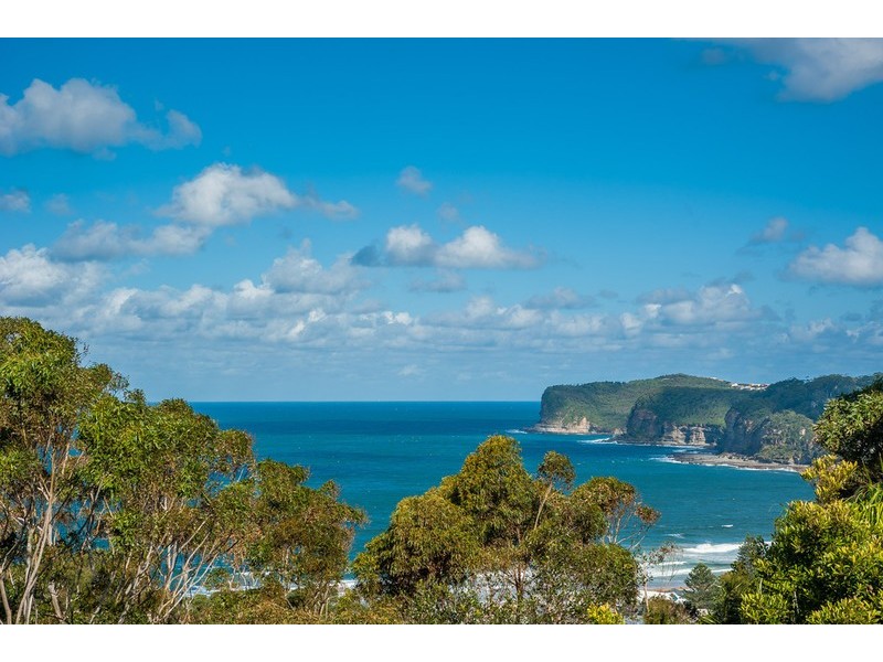 15 Table Top Road, North Avoca NSW 2260