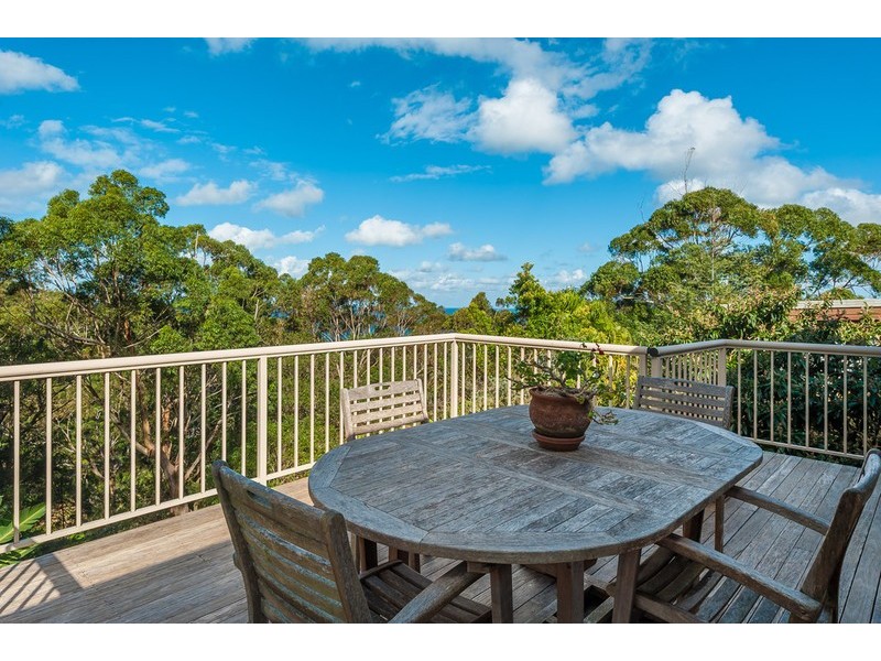 15 Table Top Road, North Avoca NSW 2260