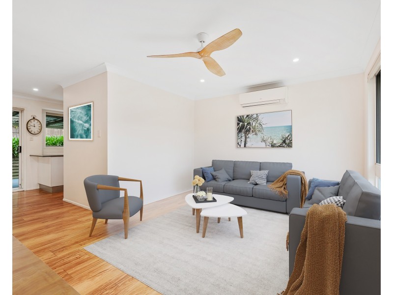 8 Hakea Close, Wyoming NSW 2250