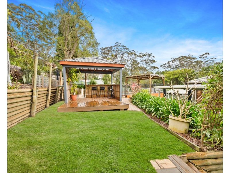 8 Hakea Close, Wyoming NSW 2250