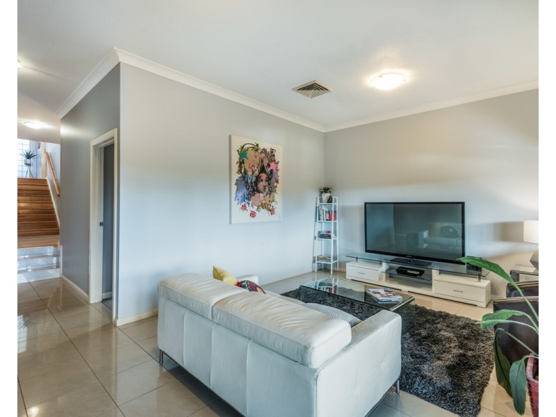 19 Robusta Close, Erina NSW 2250