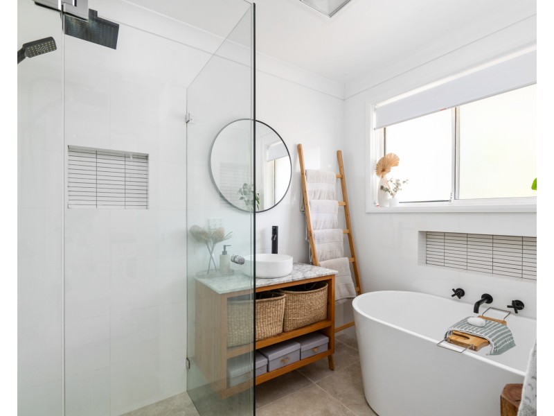 55 Blackbutt Street, Wyoming NSW 2250