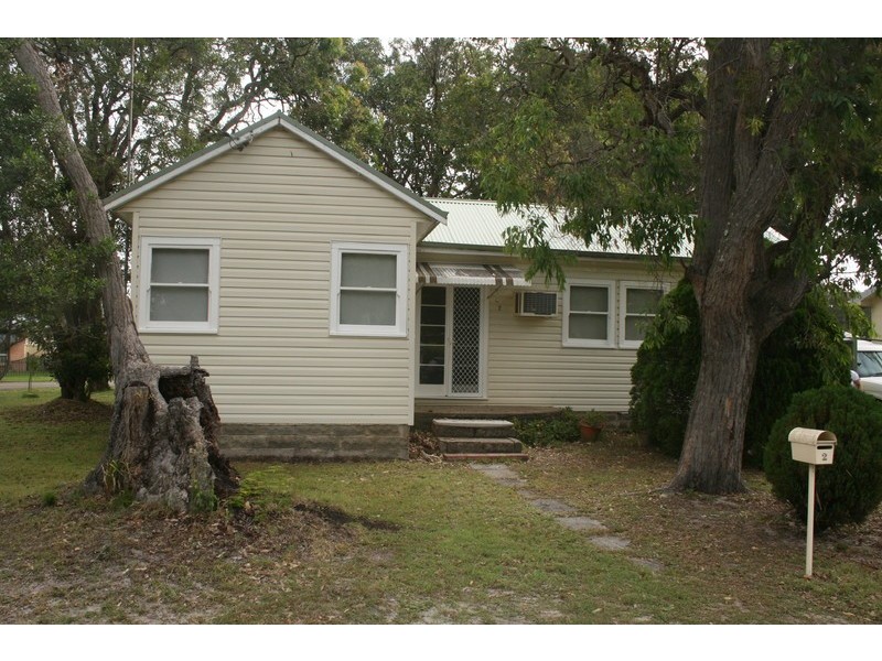 2 Sunrise Avenue, Budgewoi NSW 2262