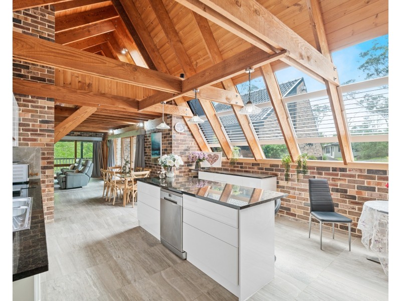 1 Kirra Street, Erina NSW 2250