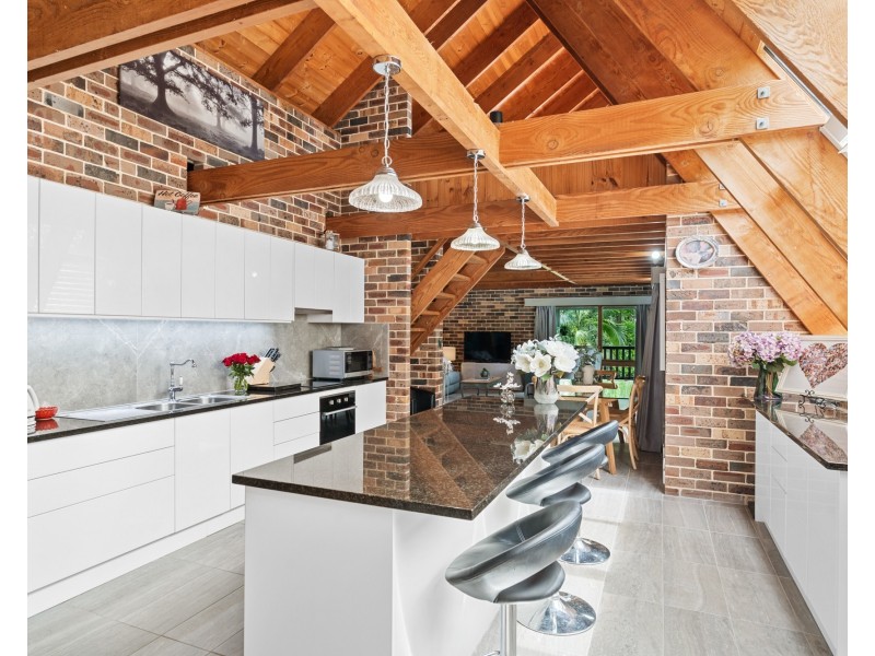 1 Kirra Street, Erina NSW 2250