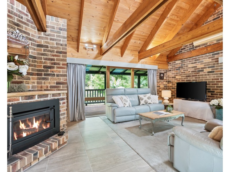 1 Kirra Street, Erina NSW 2250