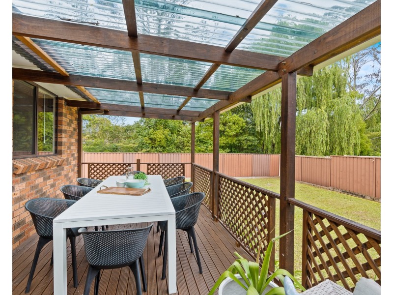 121 Woodview Avenue, Lisarow NSW 2250