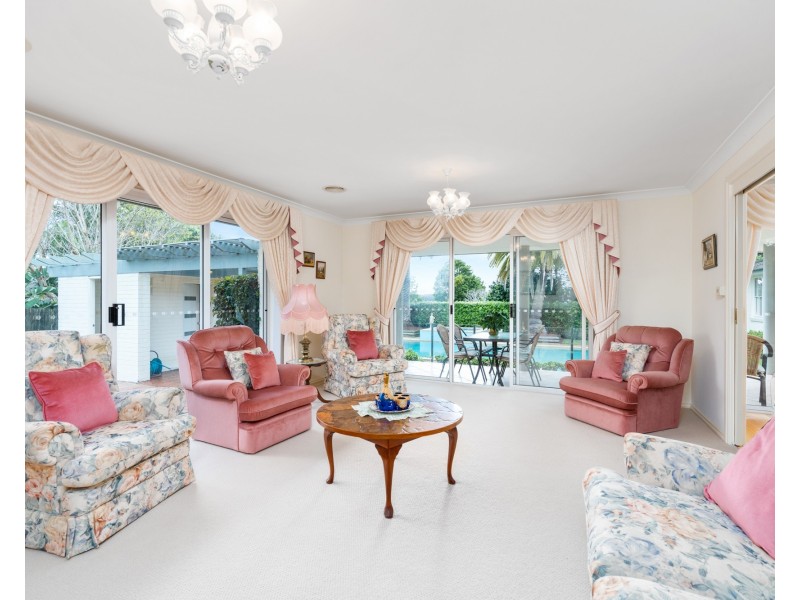 11C Eulalia Avenue, Point Frederick NSW 2250