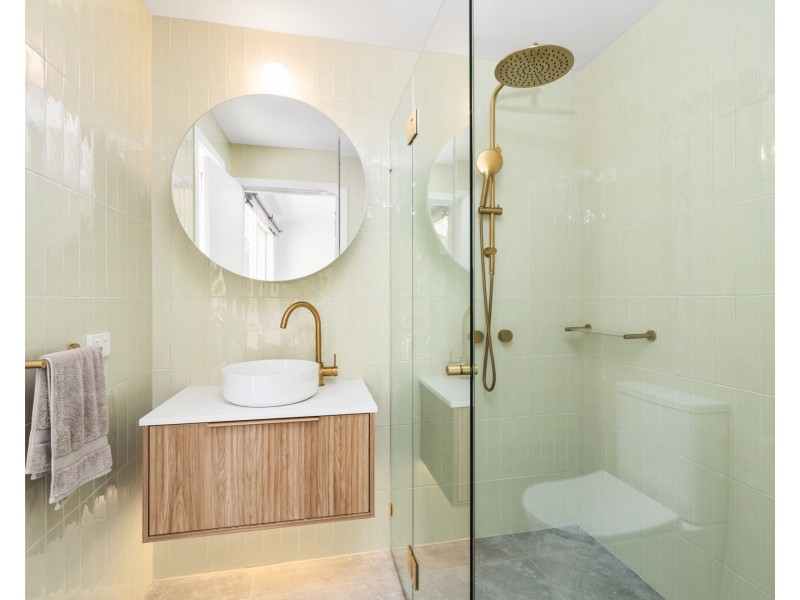 43 Malison Street, Wyoming NSW 2250