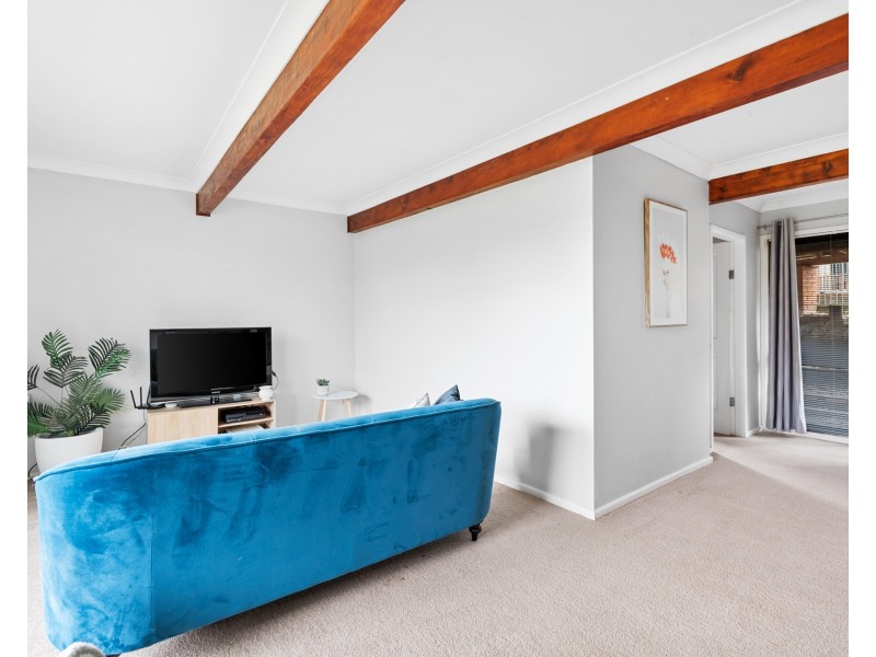 4 Rhonda Street, Wyoming NSW 2250