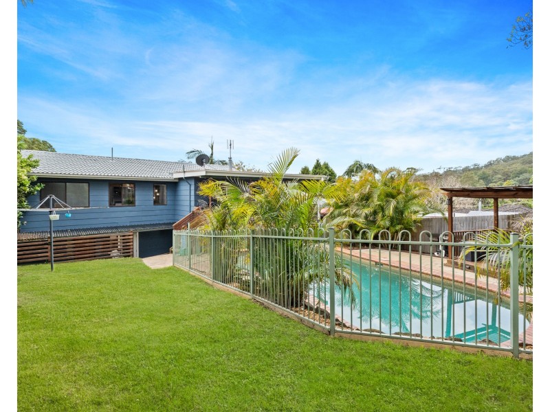 4 Rhonda Street, Wyoming NSW 2250