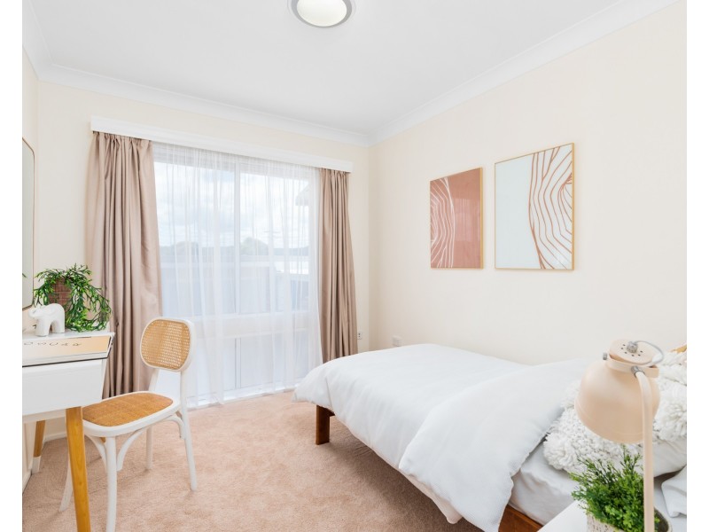 8 Isis Street, Wyoming NSW 2250