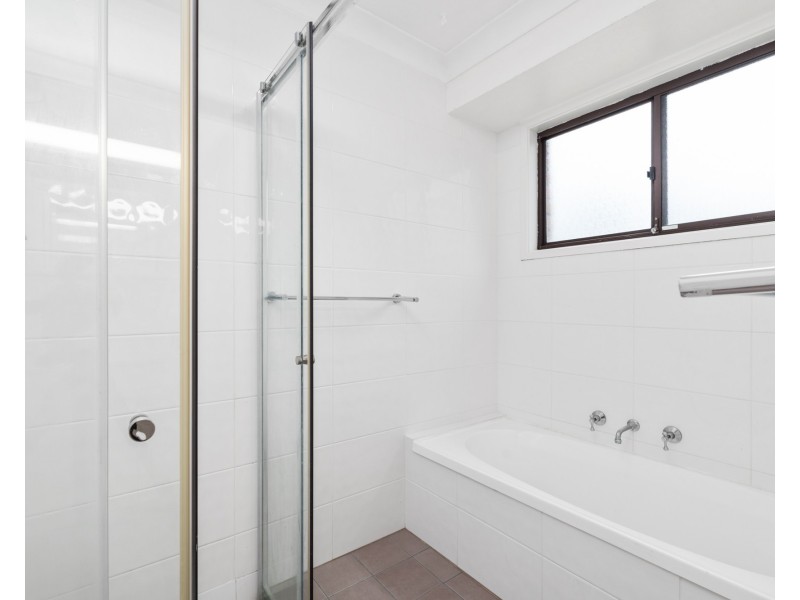 32 Fern Close, Wyoming NSW 2250