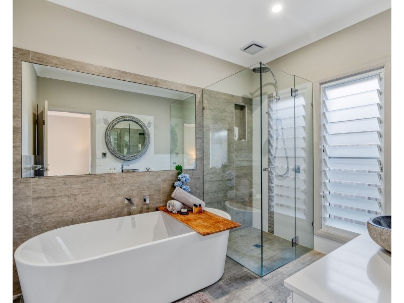 15 Bundara Avenue, Wamberal NSW 2260