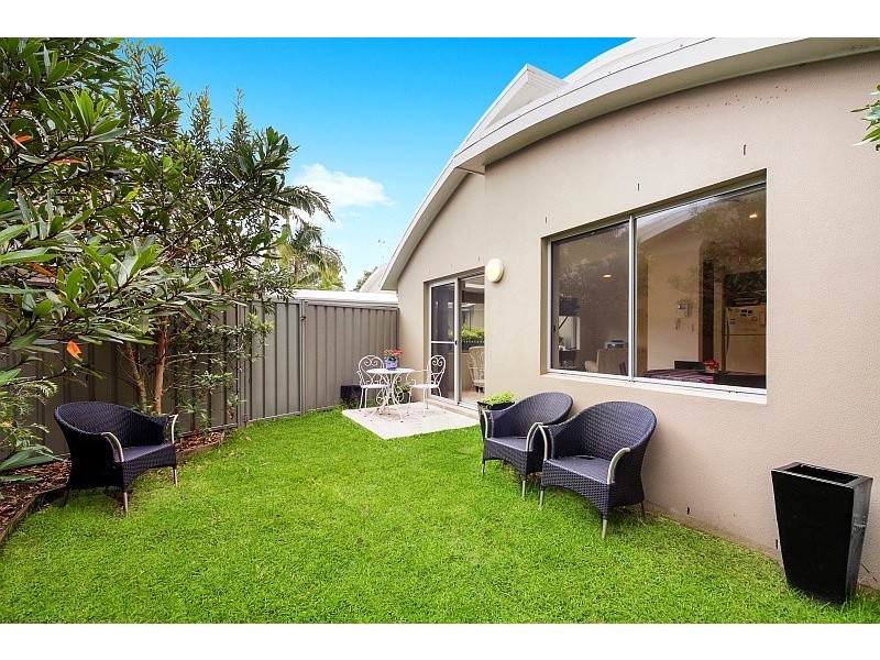 2/30 Booker Bay Road, Booker Bay NSW 2257
