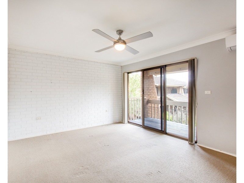 2/14 Russell Street, East Gosford NSW 2250