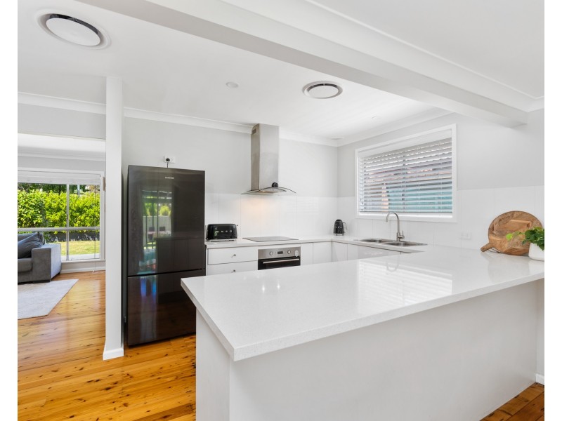 61 Maidens Brush Road, Wyoming NSW 2250