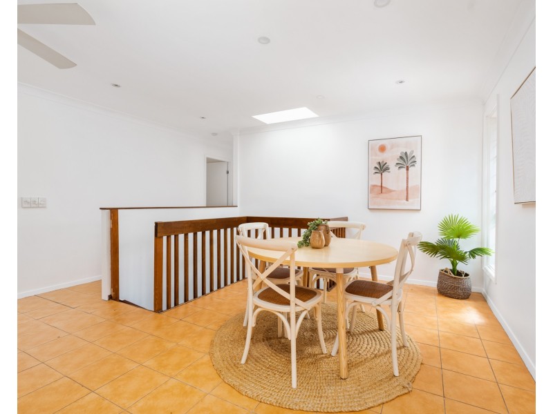 38 Rain Forest Road, Wyoming NSW 2250