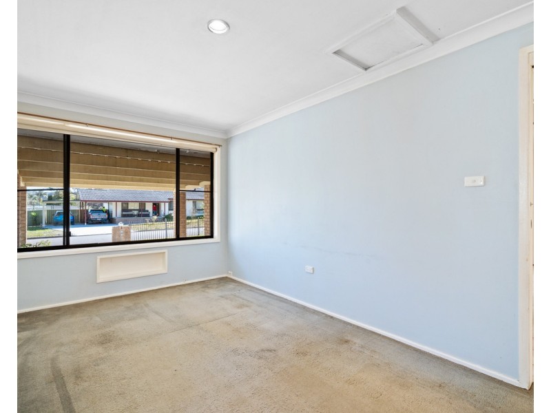 32 Halcyon Street, Wyoming NSW 2250