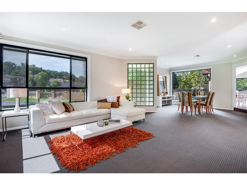 17 Bannister Drive, Erina NSW 2250