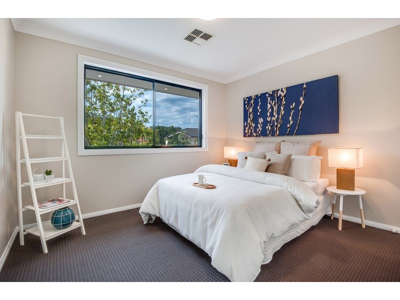 17 Bannister Drive, Erina NSW 2250