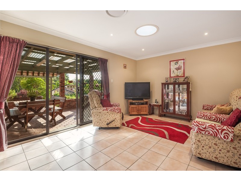 5 Guss Cannon Close, Green Point NSW 2251