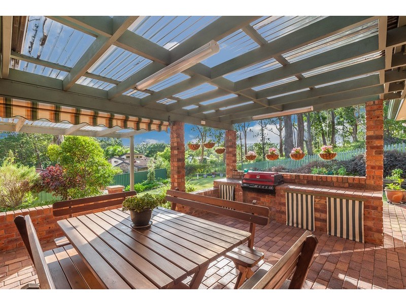 5 Guss Cannon Close, Green Point NSW 2251