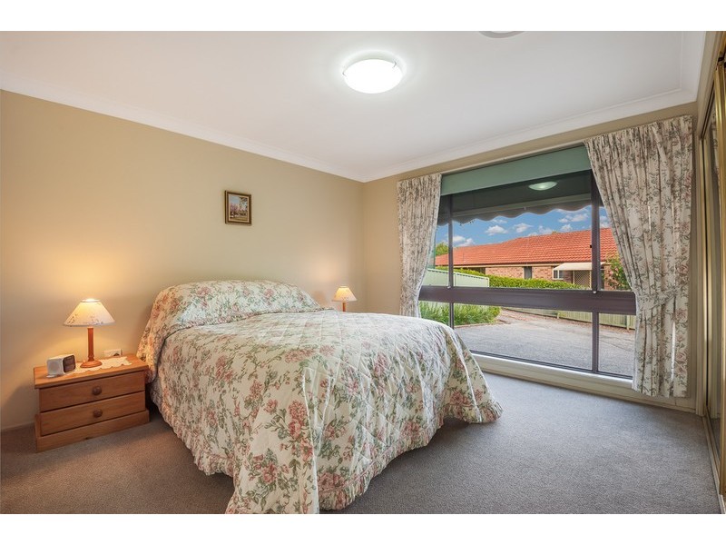 5 Guss Cannon Close, Green Point NSW 2251