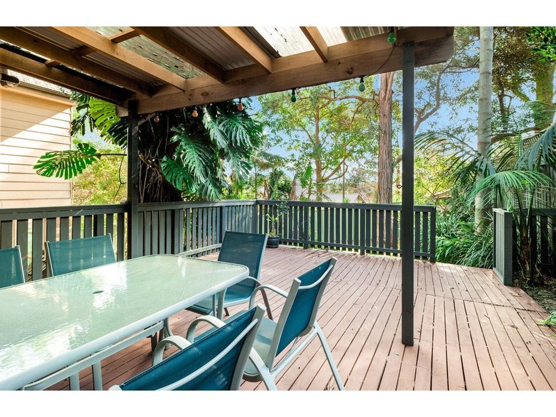 8 Kilkenny Parade, Berkeley Vale NSW 2261