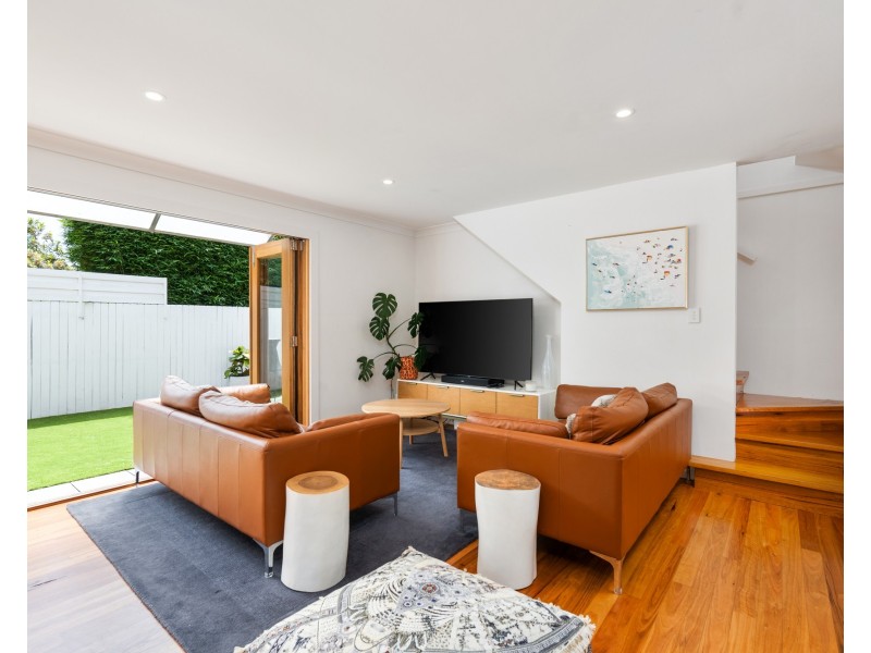 8/82 Ocean View Drive, Wamberal NSW 2260