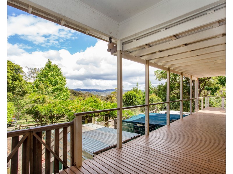 82 Taylor Road, Lisarow NSW 2250