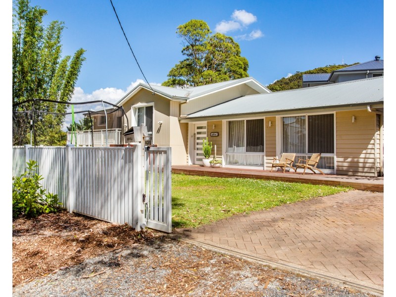 835 The Entrance Road, Wamberal NSW 2260