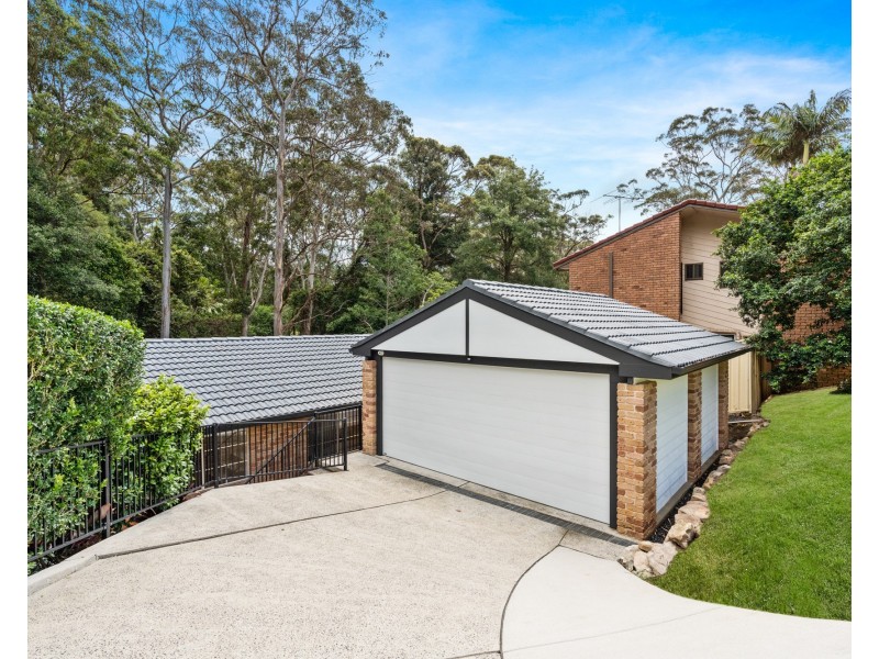 16 Kambala Close, Wyoming NSW 2250