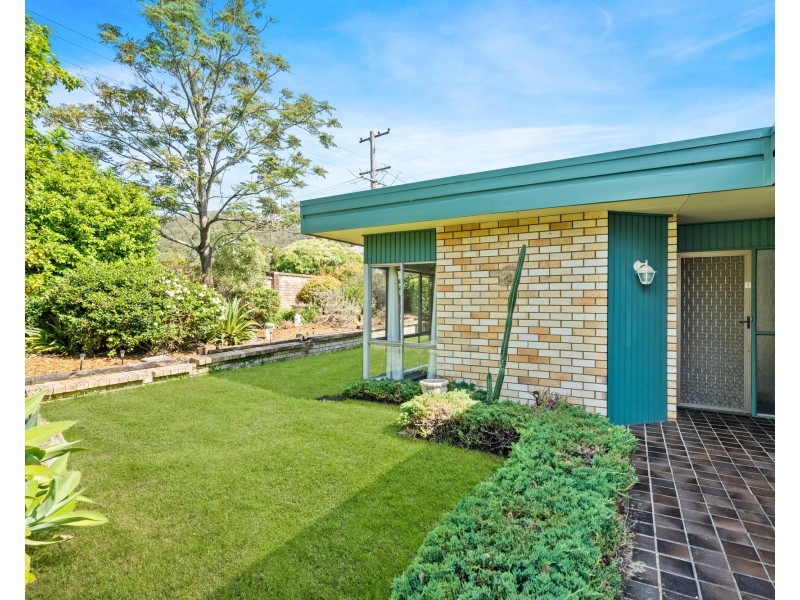 53 North Crescent, Wyoming NSW 2250