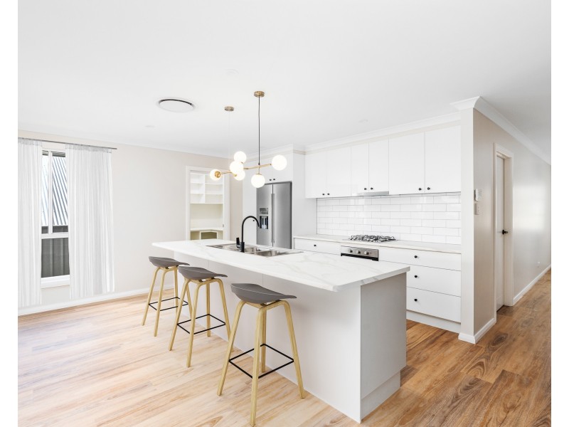 19 Corkwood Street, Berkeley Vale NSW 2261