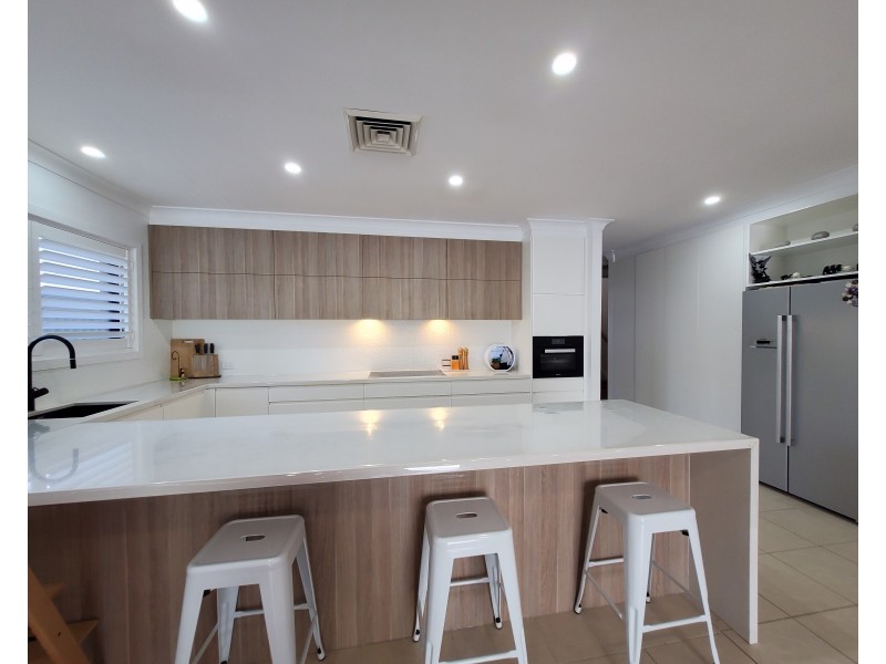 5 Asca Drive, Green Point NSW 2251