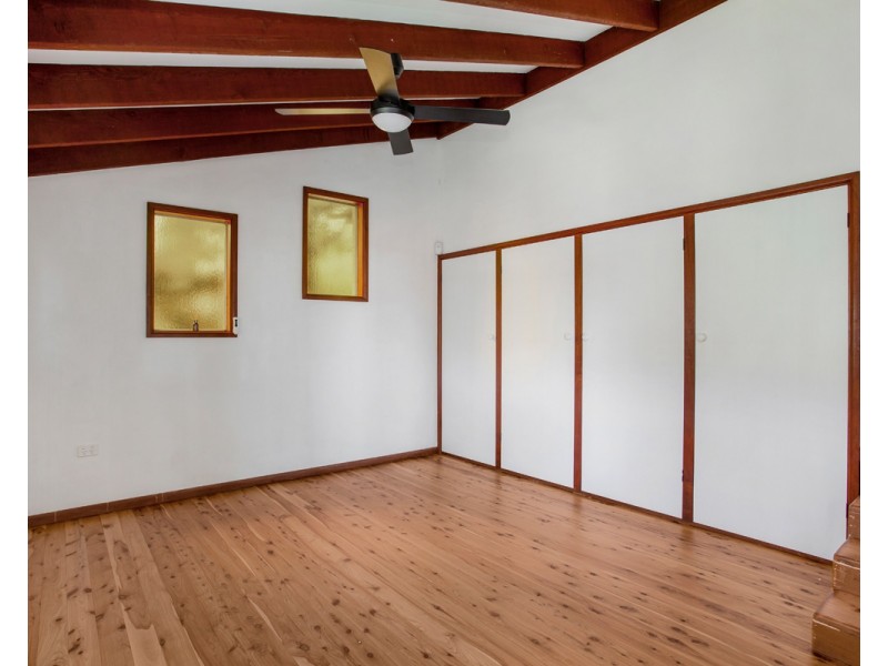 24 Lock Avenue, Springfield NSW 2250