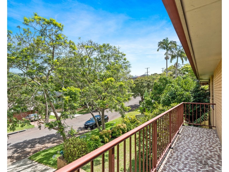 7 Bourbon Street, Wyoming NSW 2250