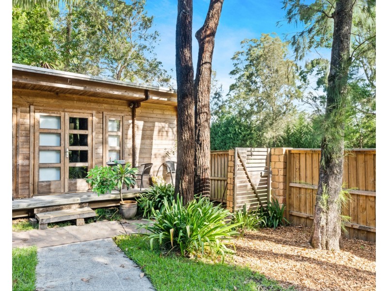 11 Meadow Road, Springfield NSW 2250